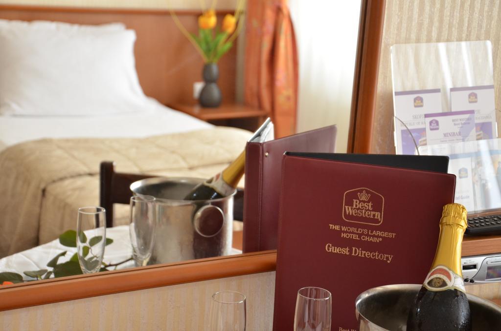 Hotel Bellevue Скопие Стая снимка