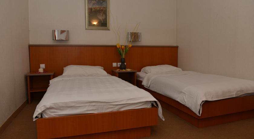 Hotel Bellevue Скопие Екстериор снимка