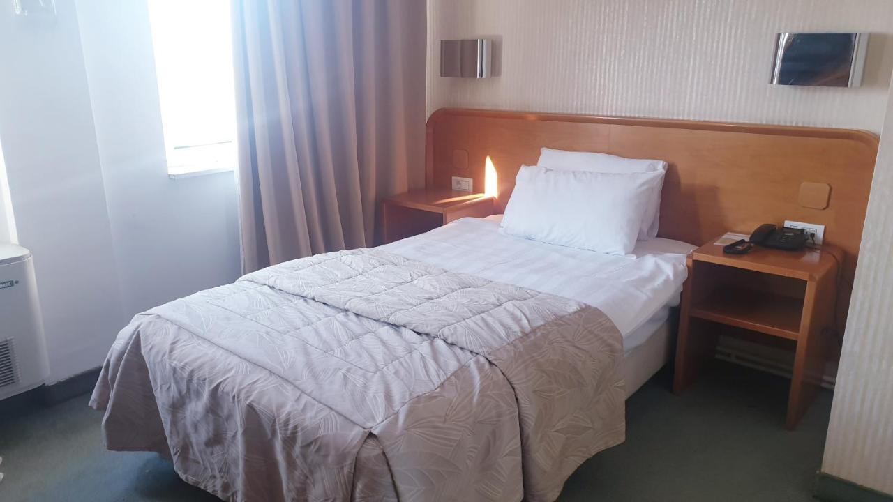 Hotel Bellevue Скопие Екстериор снимка